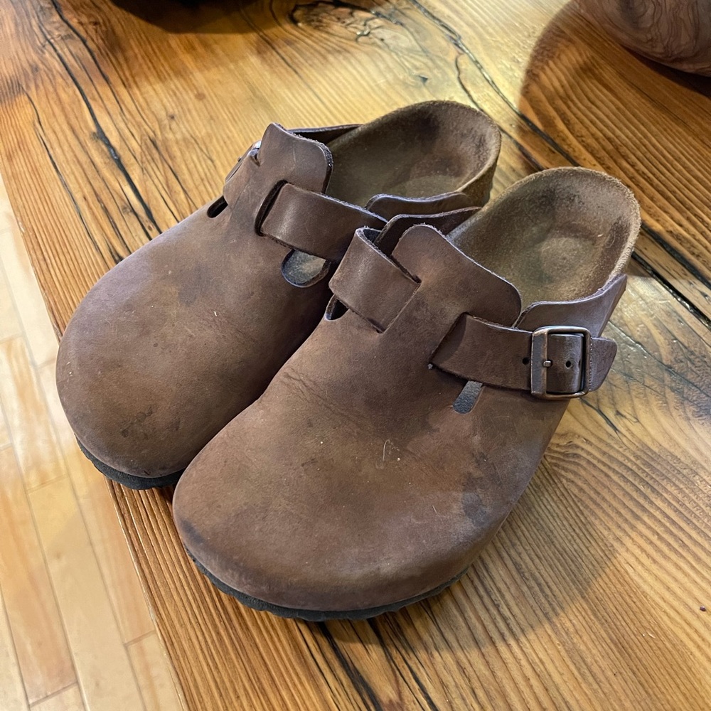 Brown Birkenstock’s